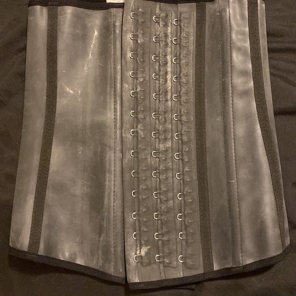 Cincher latex high control - Picture 7 of 9